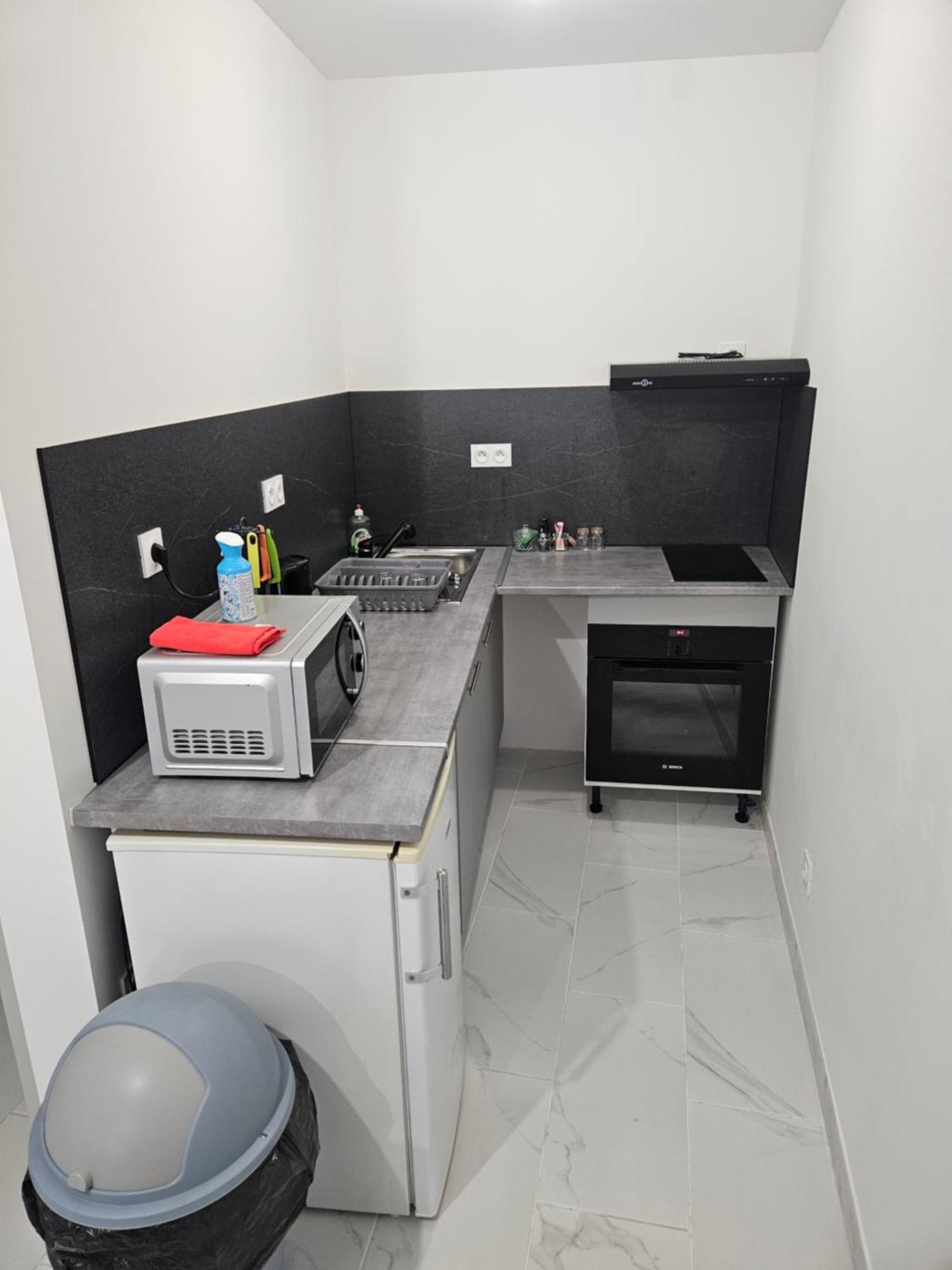 T2 Moderne, Calme Et Entierement Renove. Lägenhet Béziers Exteriör bild