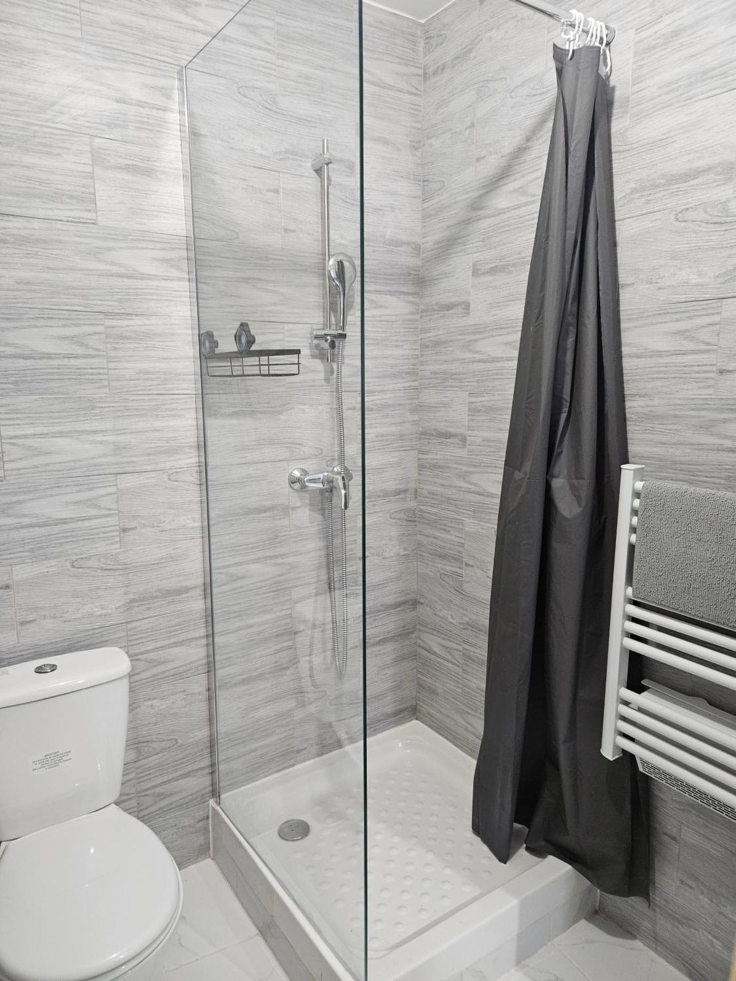 T2 Moderne, Calme Et Entierement Renove. Lägenhet Béziers Exteriör bild